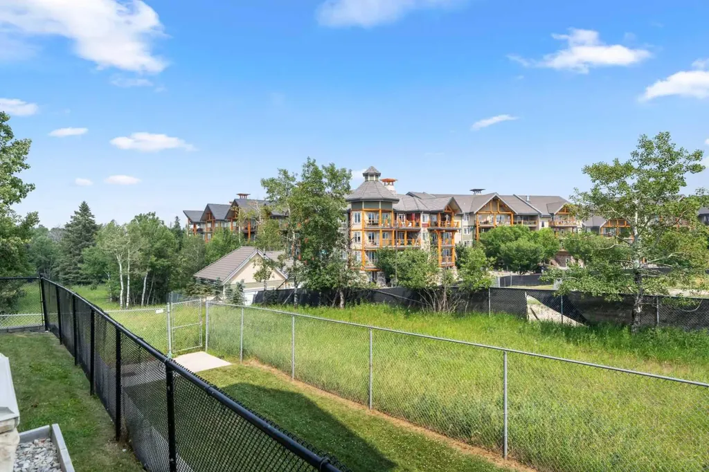 2518 Fish Creek Boulevard SW Calgary AB T2Y 4T6
