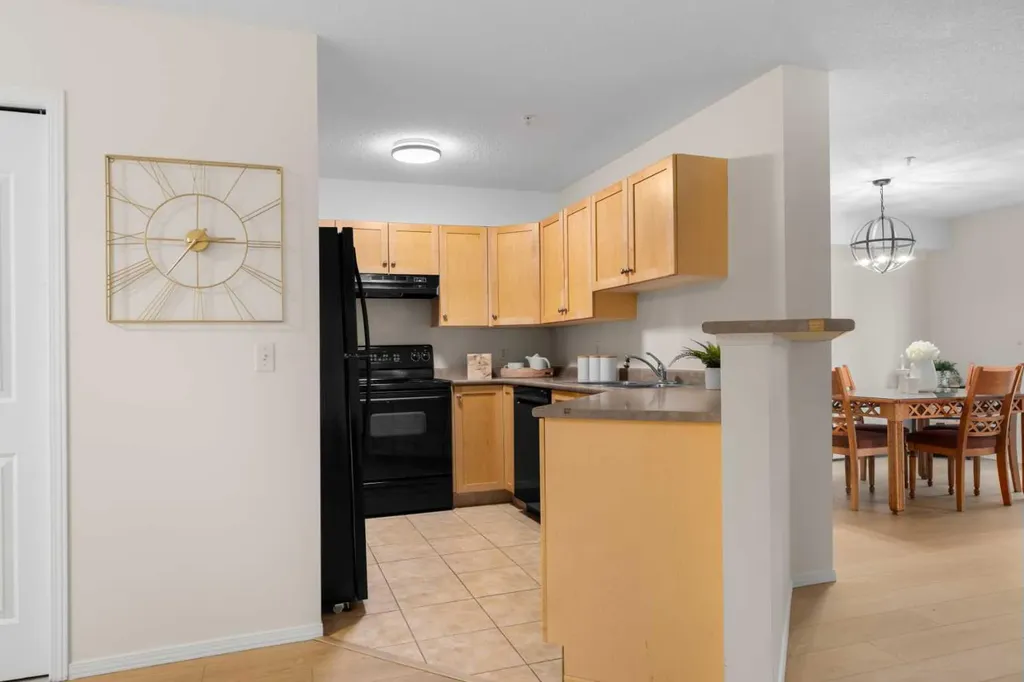 2518 Fish Creek Boulevard SW Calgary AB T2Y 4T6