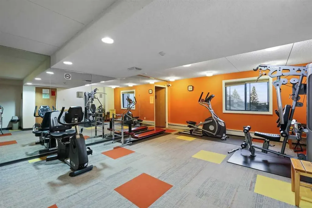 5204 Dalton Drive NW Calgary AB T3A 3H1