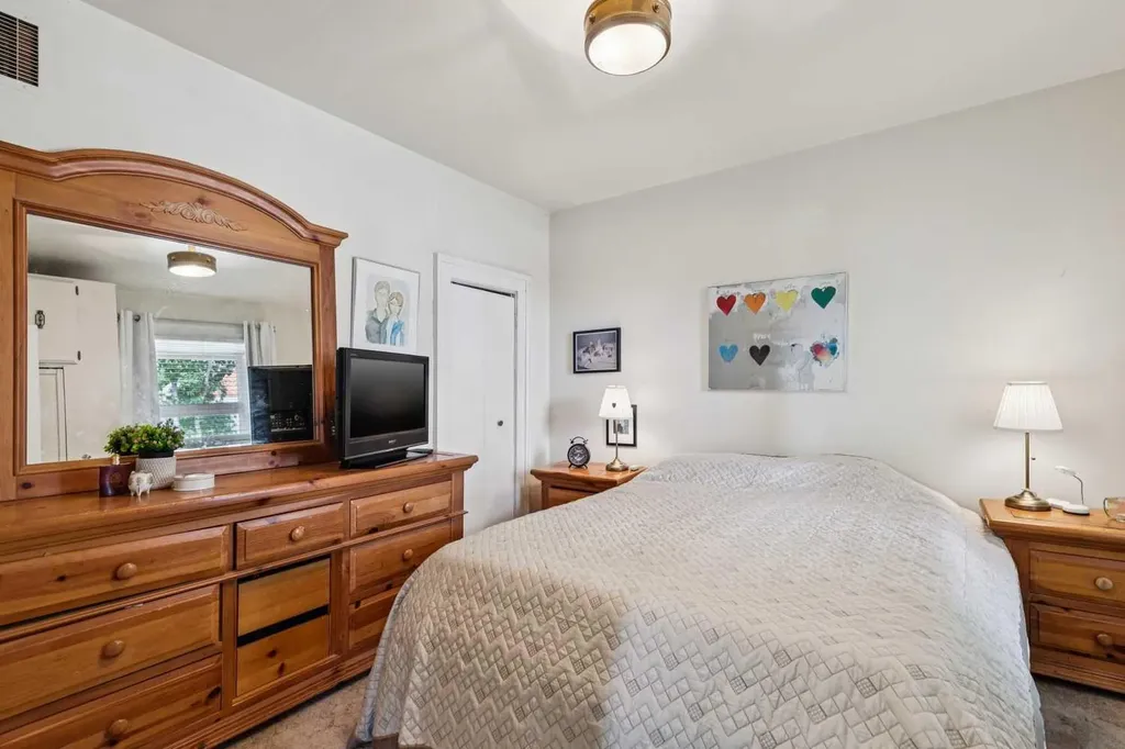 2209 22 Street Nanton AB T0L 1R0