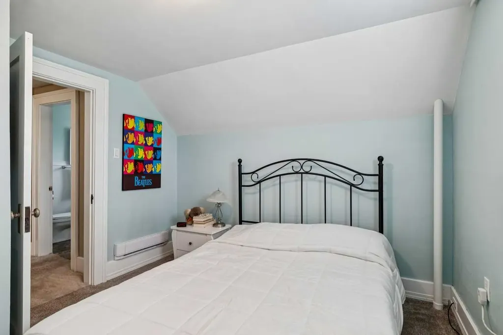 2209 22 Street Nanton AB T0L 1R0