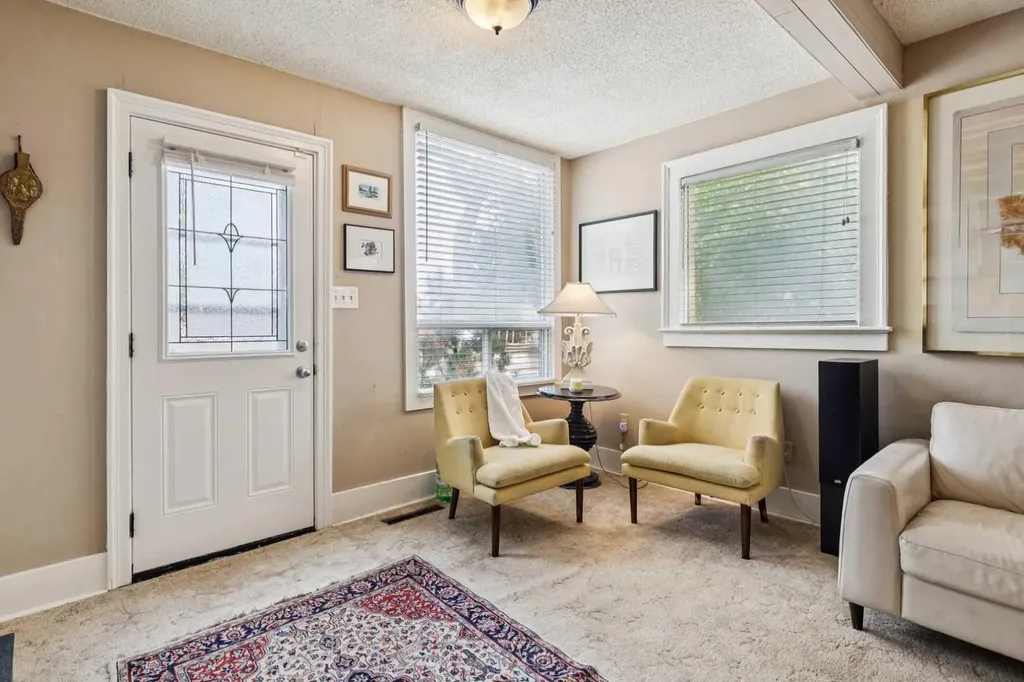 2209 22 Street Nanton AB T0L 1R0