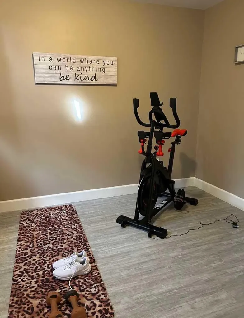 1319 54 Avenue Close Lloydminster AB T9V2K1