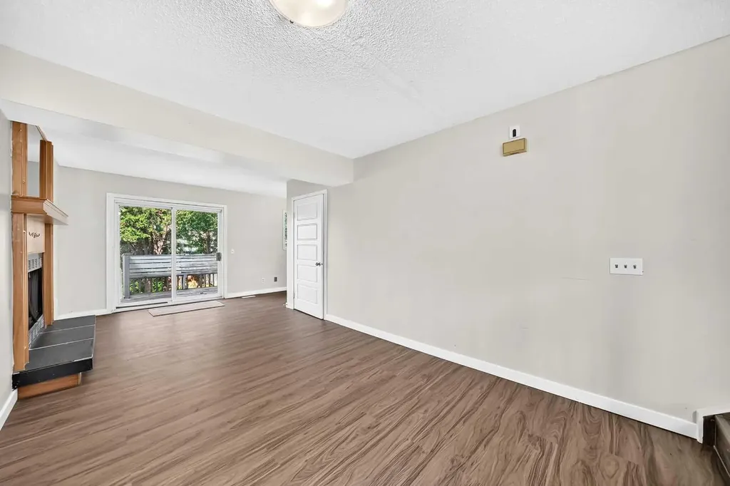 37 Martingrove Way NE Calgary AB T3J 2T2