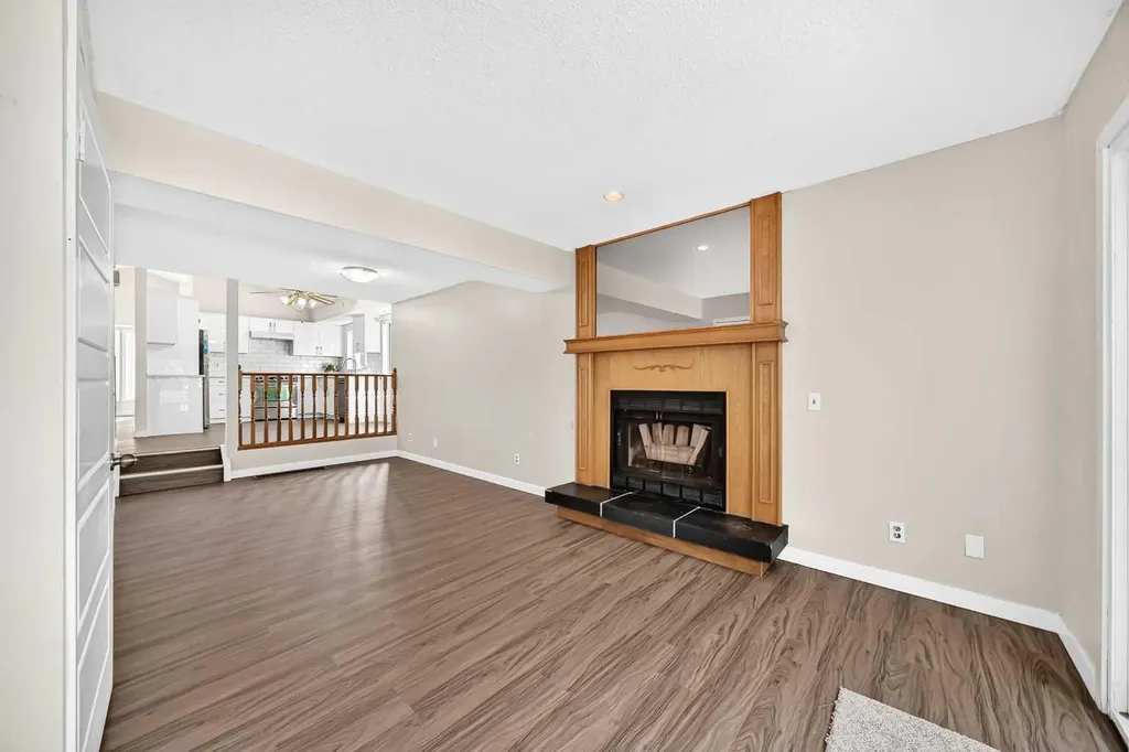 37 Martingrove Way NE Calgary AB T3J 2T2