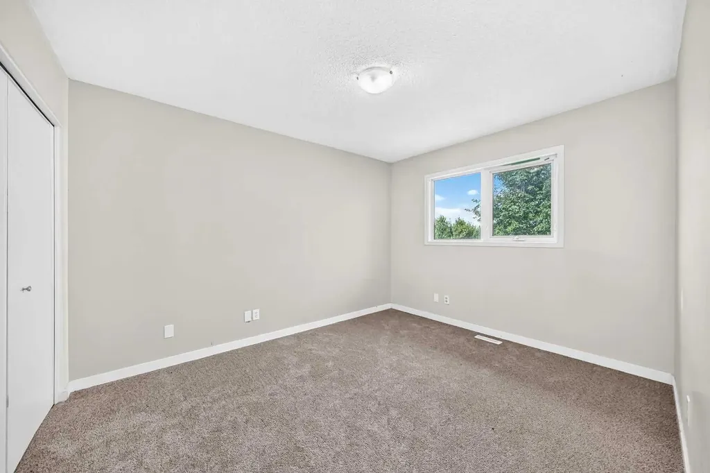 37 Martingrove Way NE Calgary AB T3J 2T2