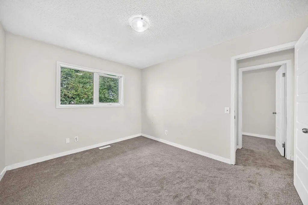 37 Martingrove Way NE Calgary AB T3J 2T2