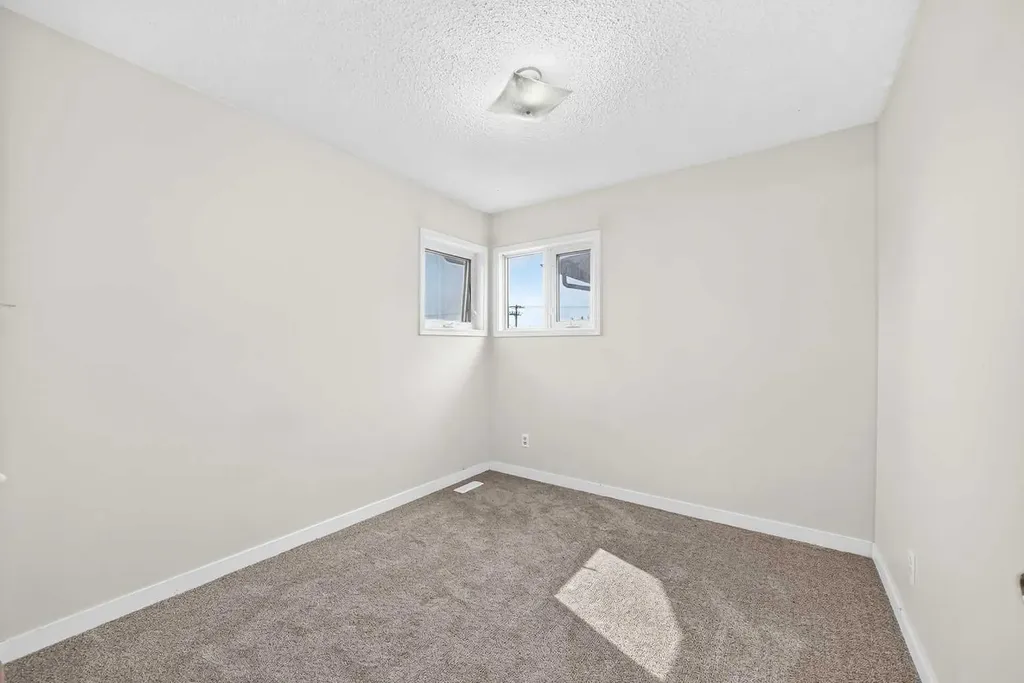 37 Martingrove Way NE Calgary AB T3J 2T2