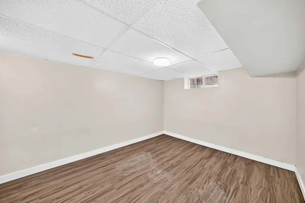 37 Martingrove Way NE Calgary AB T3J 2T2
