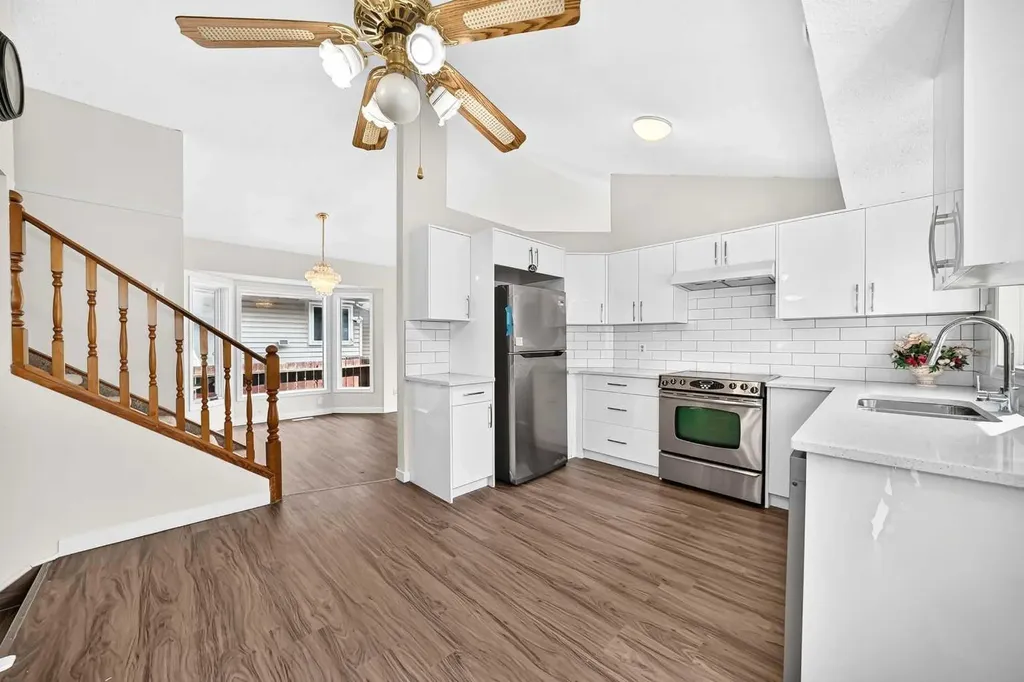 37 Martingrove Way NE Calgary AB T3J 2T2
