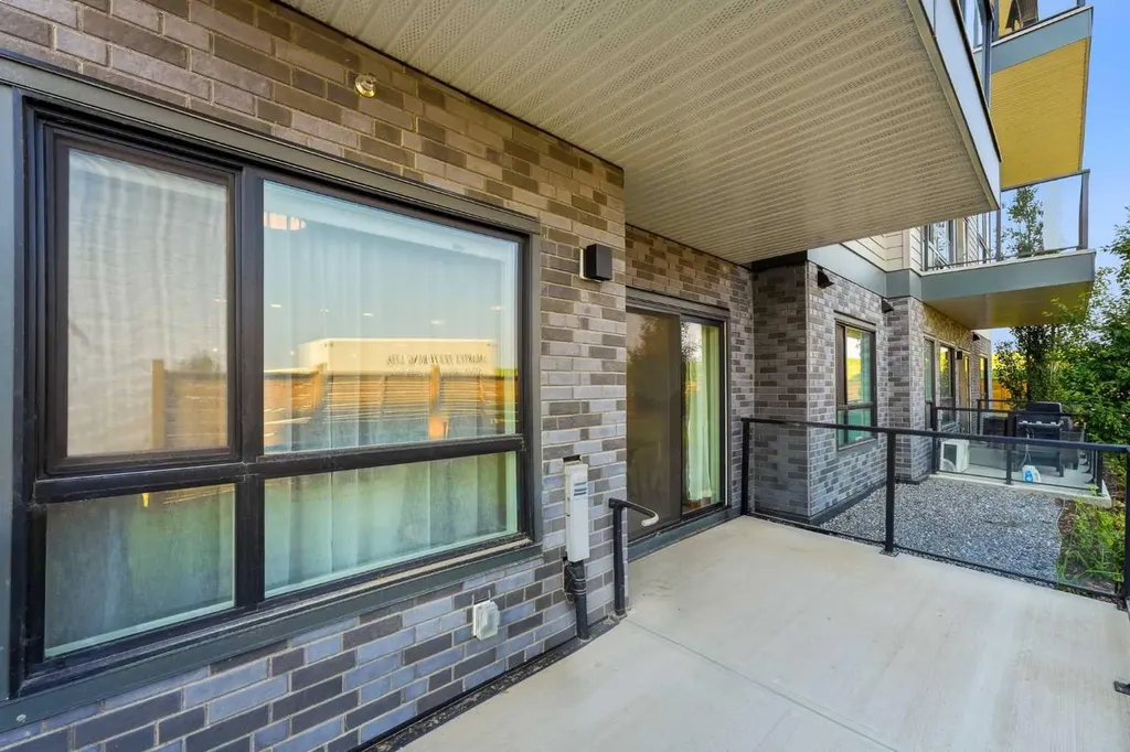 20295 Seton Way SE Calgary AB T3M 3L2