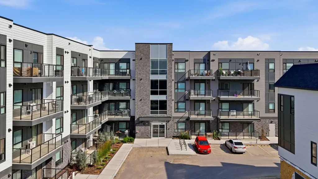 20295 Seton Way SE Calgary AB T3M 3L2