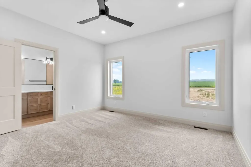 368 Timberlands Drive Red Deer AB T4P 0Z2