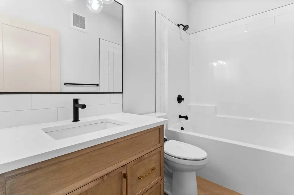 368 Timberlands Drive Red Deer AB T4P 0Z2
