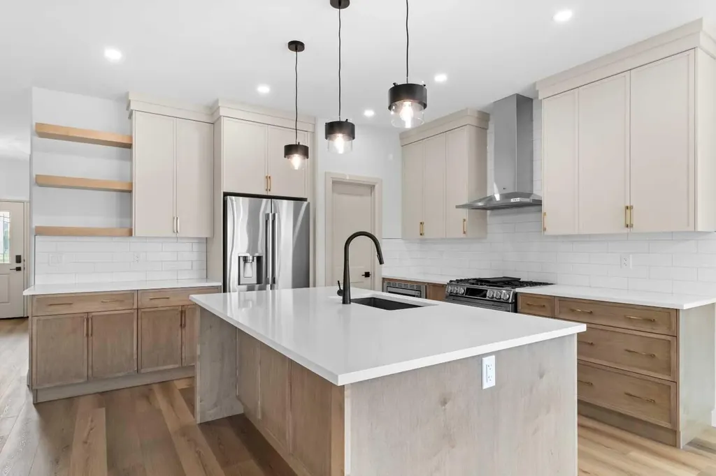 368 Timberlands Drive Red Deer AB T4P 0Z2