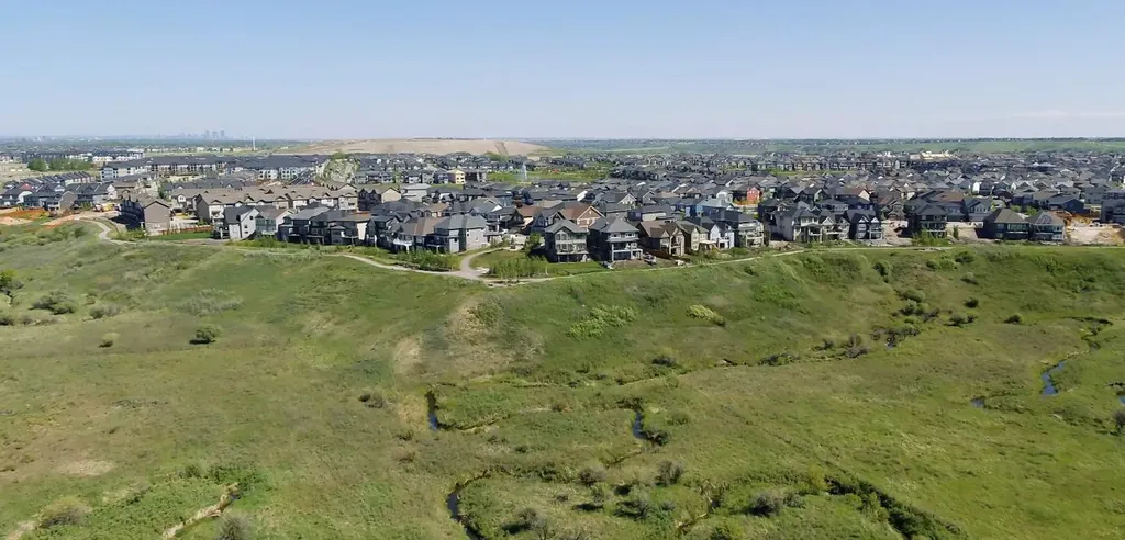 6 Legacy Woods Crescent SE Calgary AB T2X 2G5