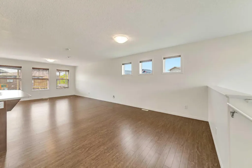 2715 73 Avenue Lloydminster AB T9V 2V8