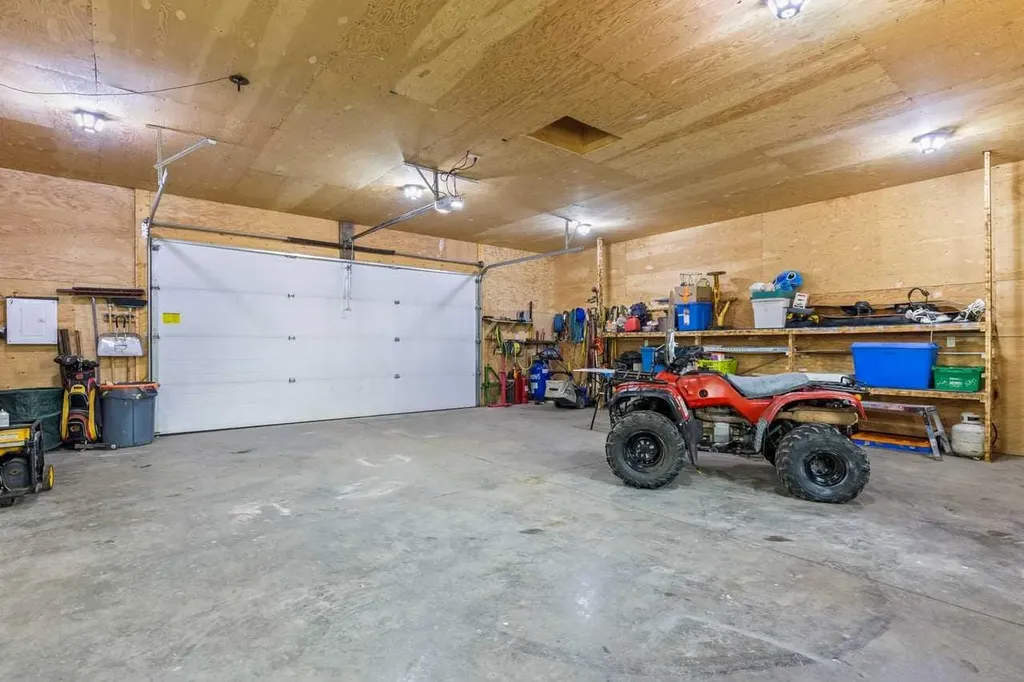 171033 Rr 221 Rural Vulcan County AB T0L2B0