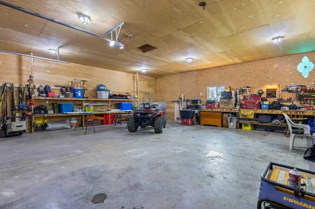 171033 Rr 221 Rural Vulcan County AB T0L2B0