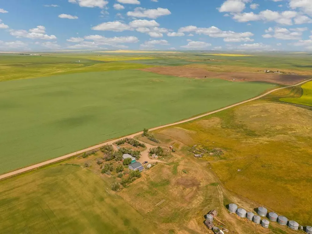 171033 Rr 221 Rural Vulcan County AB T0L2B0
