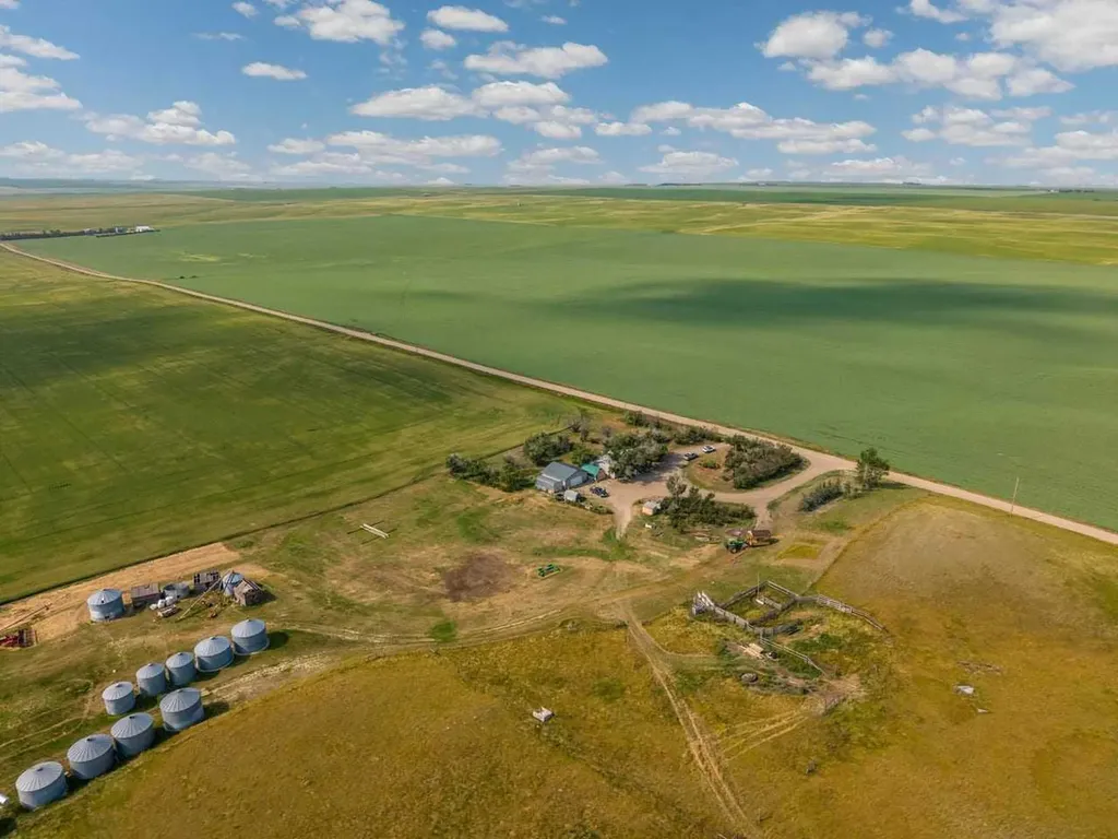 171033 Rr 221 Rural Vulcan County AB T0L2B0
