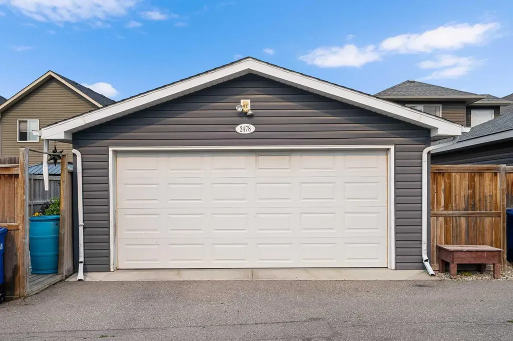 2478 Ravenswood View SE Airdrie AB T4A 0A8
