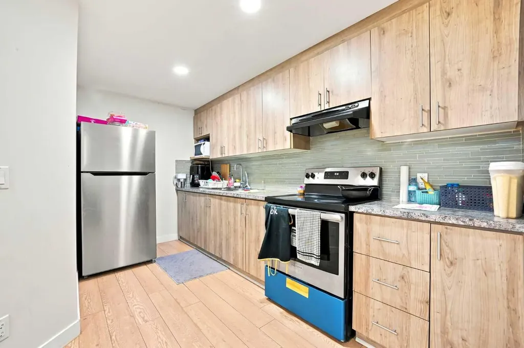 278 Martha's Manor NE Calgary AB T3Y 4Y6