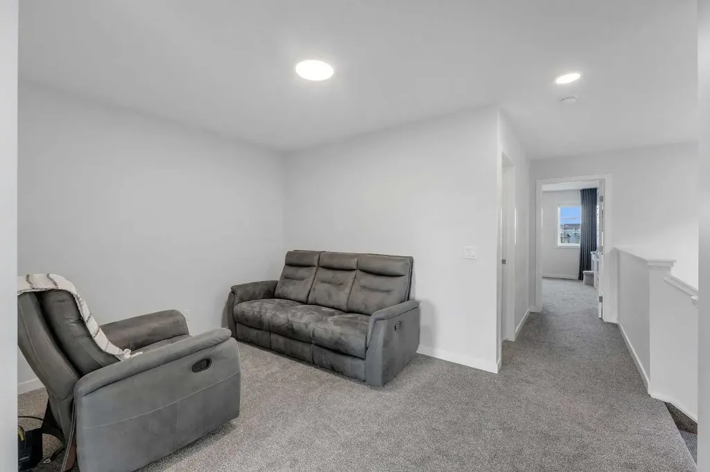 97 Corner Glen Way NE Calgary AB T3N 2L6