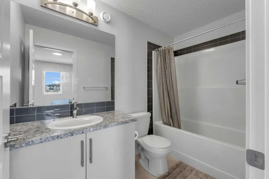 97 Corner Glen Way NE Calgary AB T3N 2L6