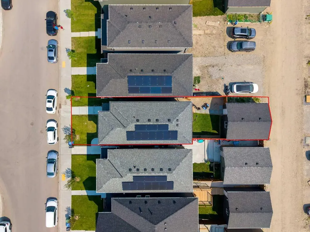 97 Corner Glen Way NE Calgary AB T3N 2L6