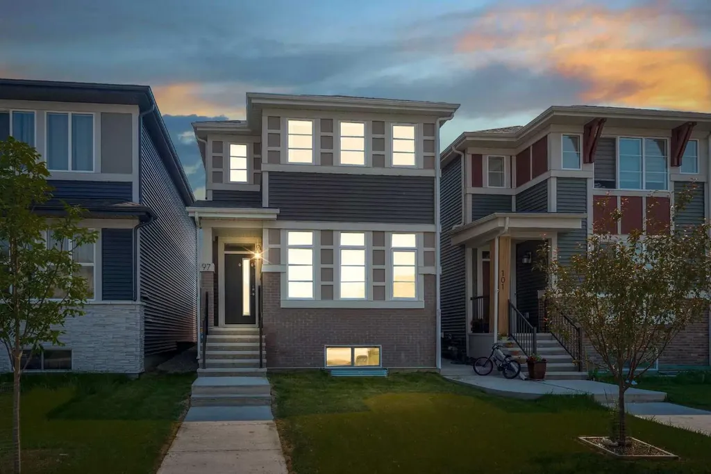 97 Corner Glen Way NE Calgary AB T3N 2L6