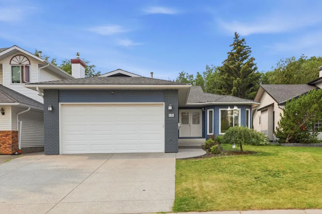 420 Douglasbank Court SE Calgary AB T2Z1X1
