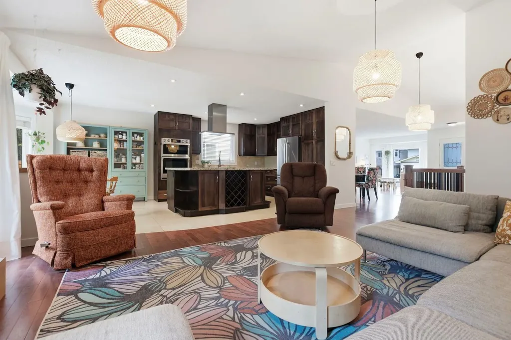 420 Douglasbank Court SE Calgary AB T2Z1X1
