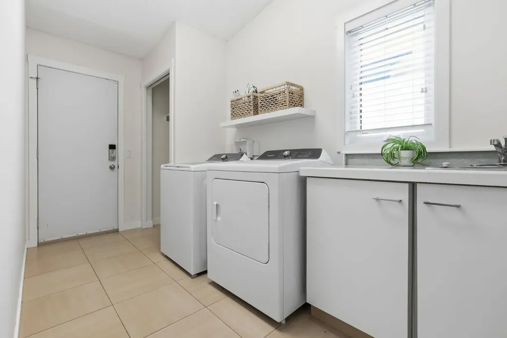 420 Douglasbank Court SE Calgary AB T2Z1X1