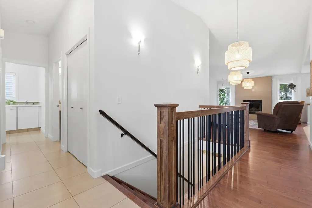 420 Douglasbank Court SE Calgary AB T2Z1X1