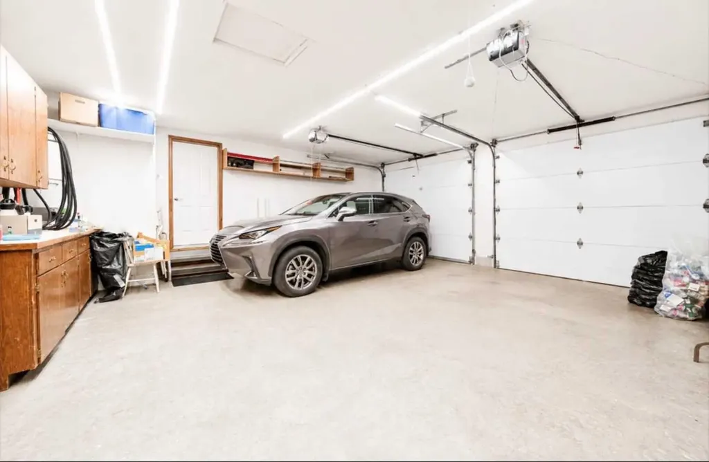 16 Carry Court SE Medicine Hat AB T1B 3T9