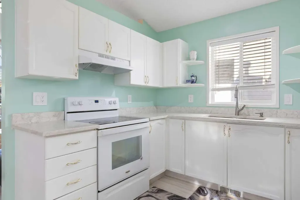 331 Coverdale Court NE Calgary AB T3K 4J8