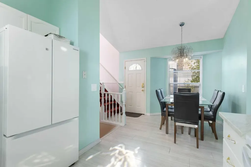 331 Coverdale Court NE Calgary AB T3K 4J8