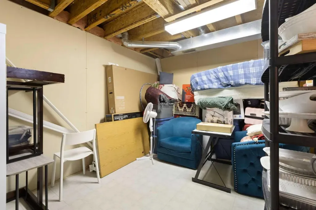 331 Coverdale Court NE Calgary AB T3K 4J8