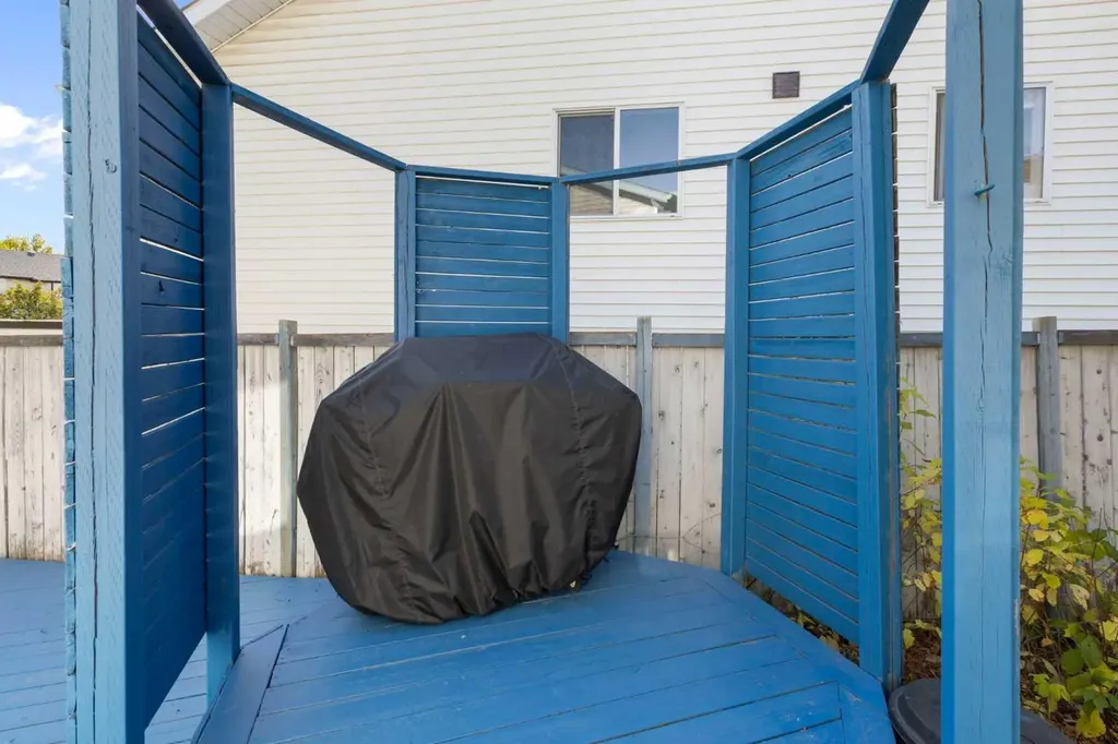 331 Coverdale Court NE Calgary AB T3K 4J8