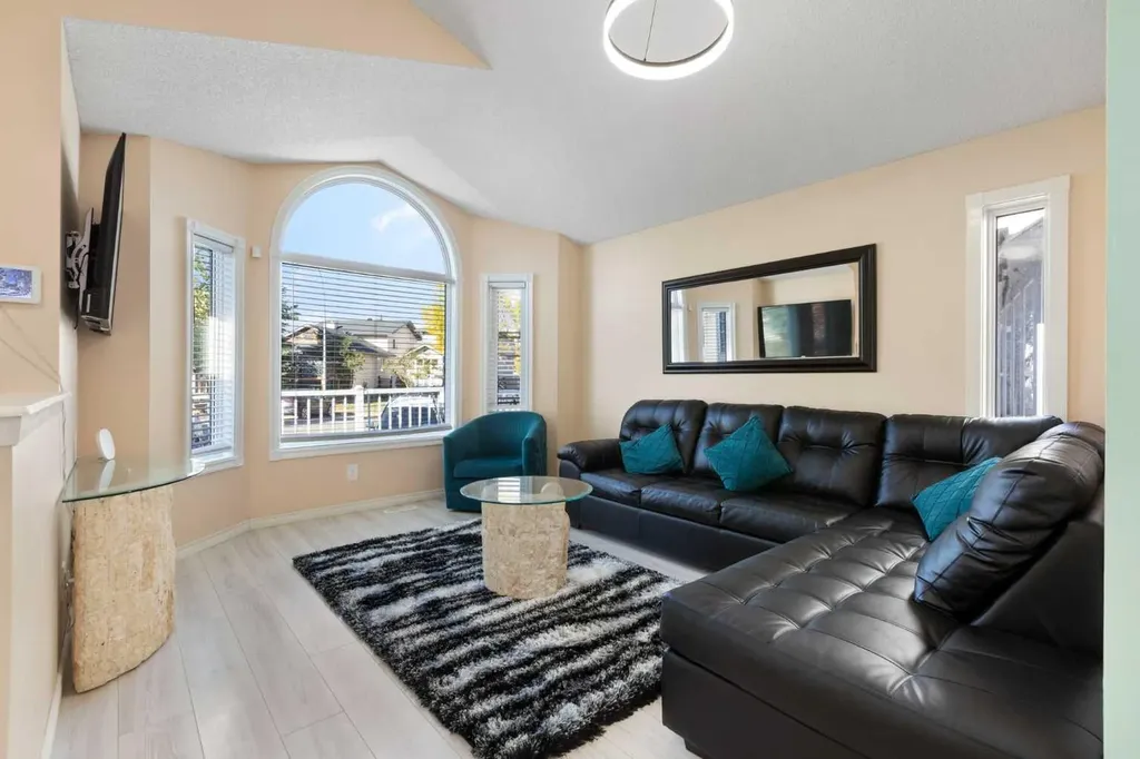 331 Coverdale Court NE Calgary AB T3K 4J8