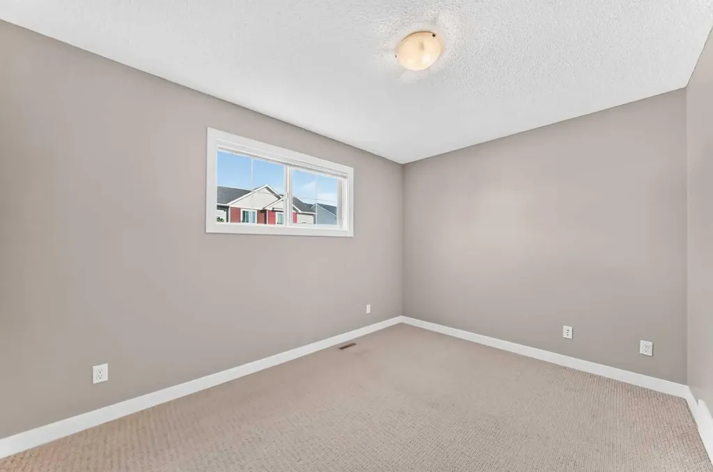 141 Pantego Lane NW Calgary AB T3K0T1