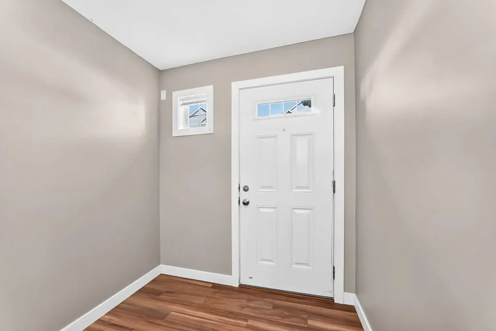 141 Pantego Lane NW Calgary AB T3K0T1