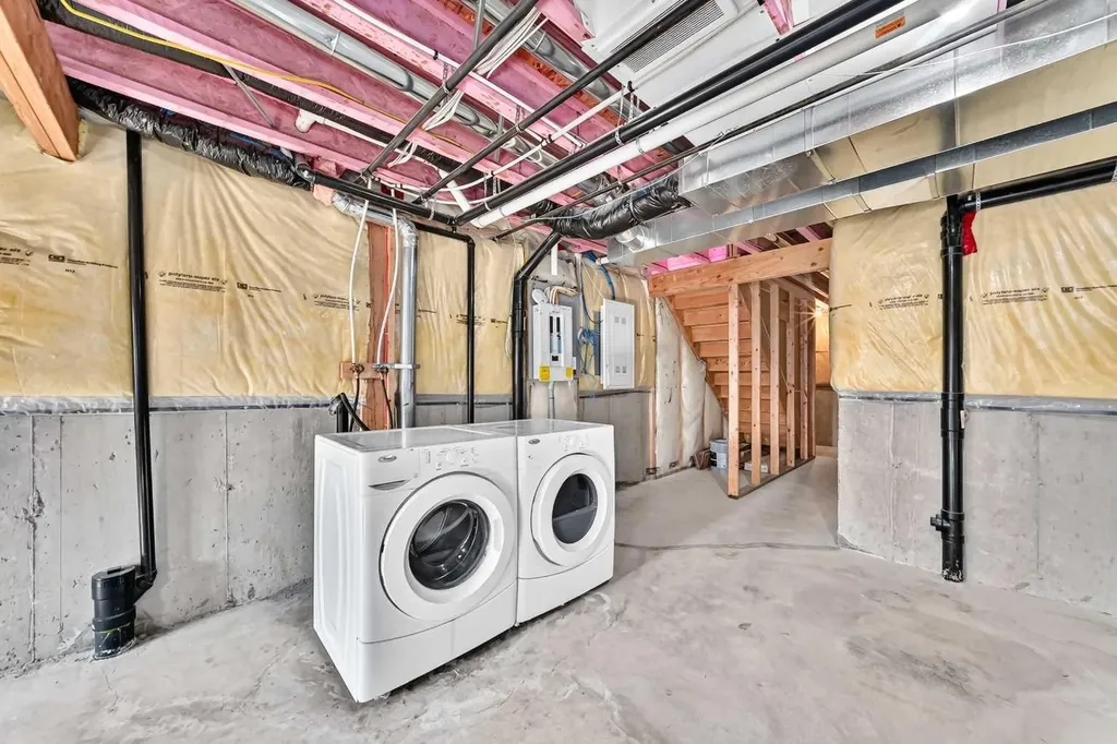 141 Pantego Lane NW Calgary AB T3K0T1