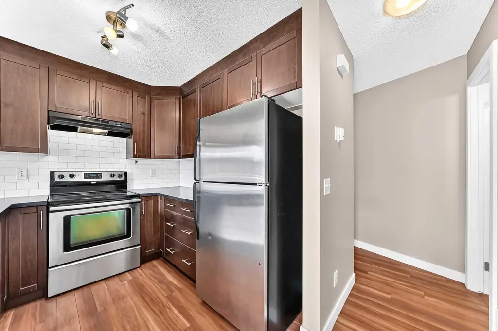 141 Pantego Lane NW Calgary AB T3K0T1