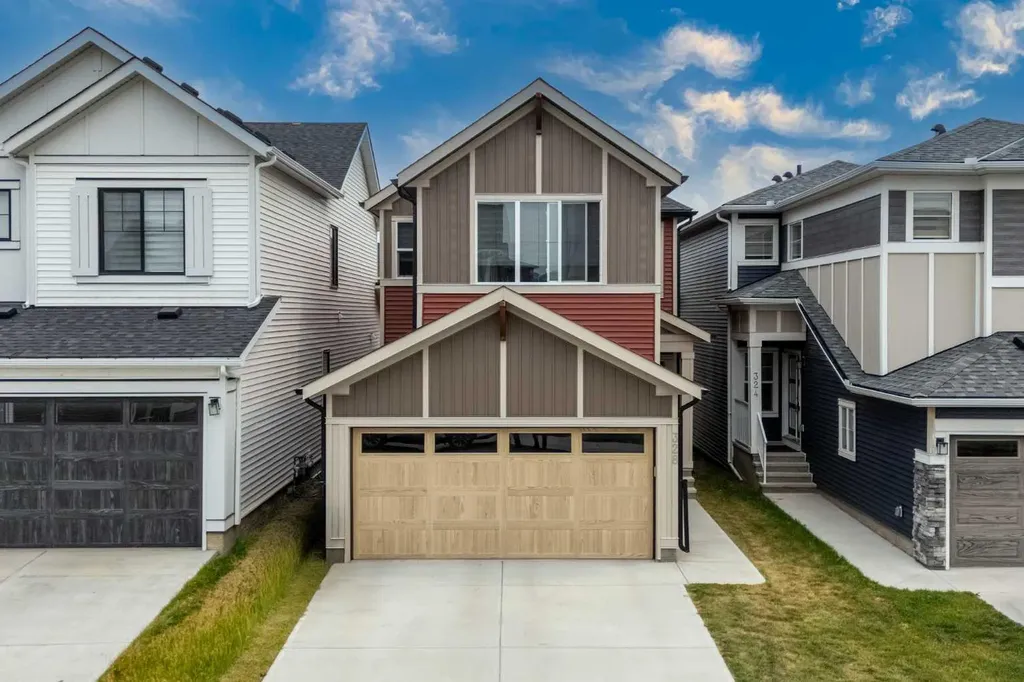 328 Homestead Grove NE Calgary AB T3J 5R6