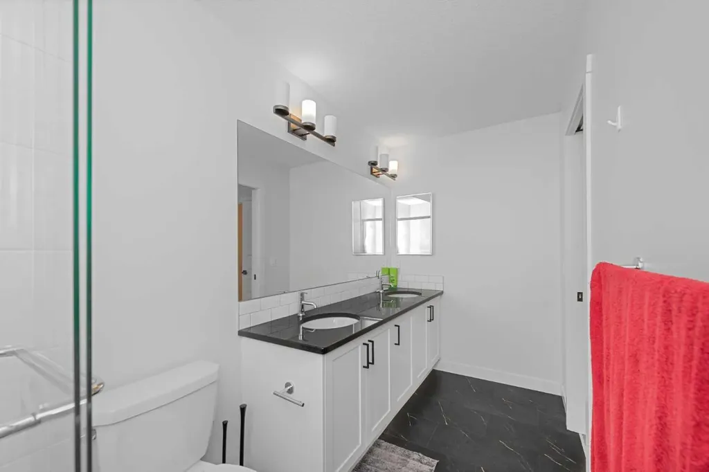 328 Homestead Grove NE Calgary AB T3J 5R6
