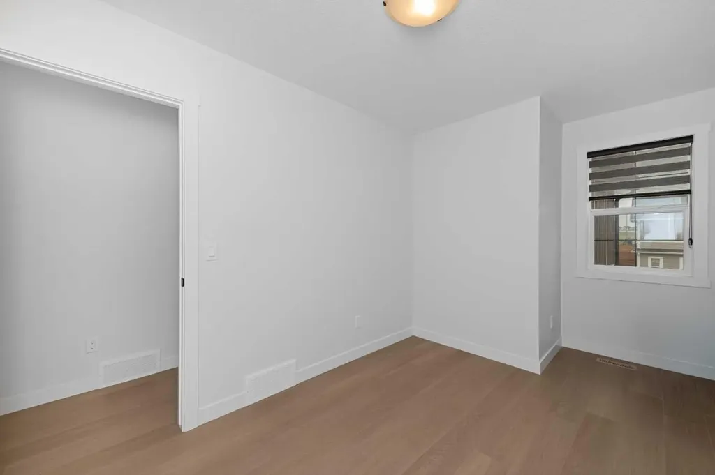 328 Homestead Grove NE Calgary AB T3J 5R6