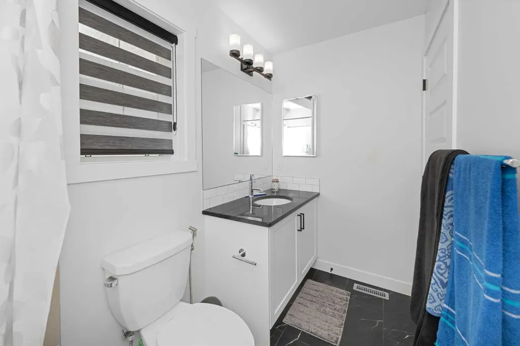 328 Homestead Grove NE Calgary AB T3J 5R6