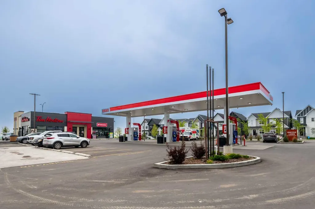 328 Homestead Grove NE Calgary AB T3J 5R6